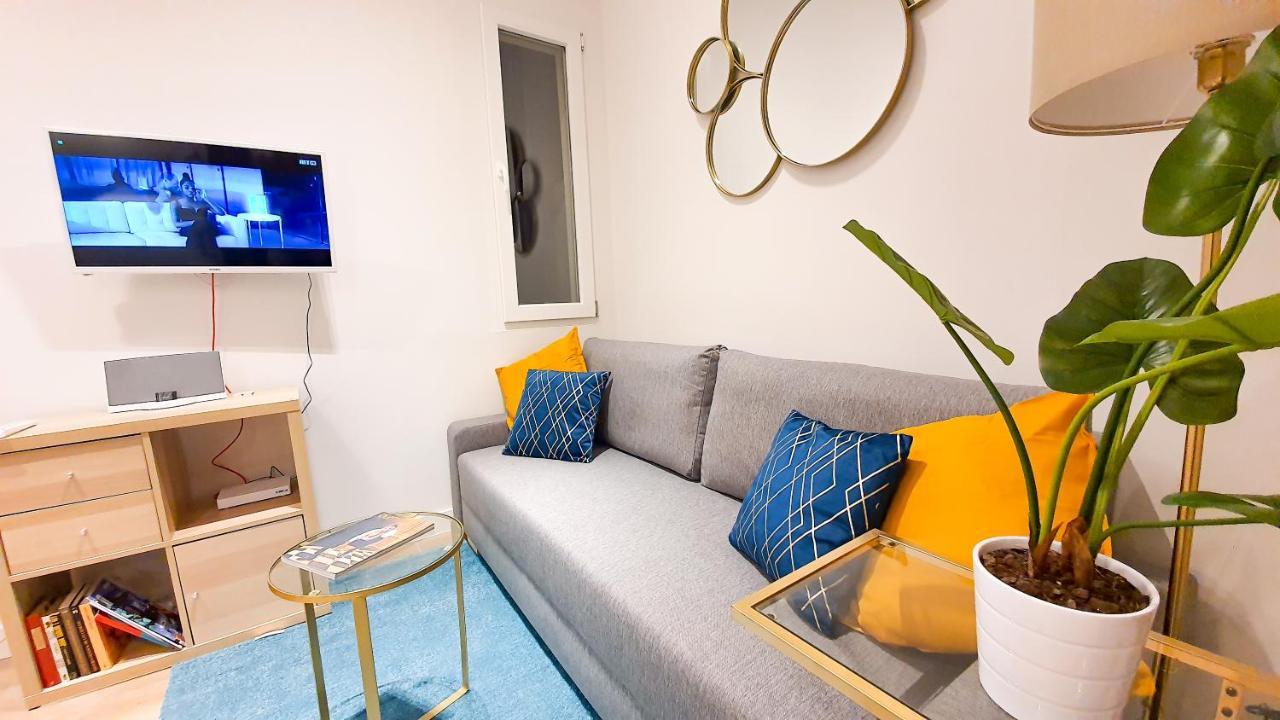Lindo Apartamento En Zona Centro, Cerca De Todo Apartment Madrid Luaran gambar